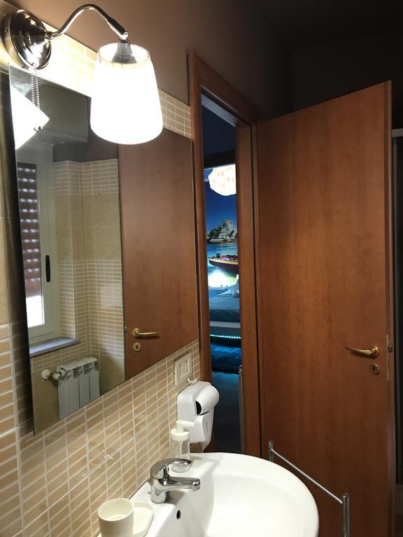 Locami Holiday&Rooms Jolanda Suite 卡塔尼亚 外观 照片
