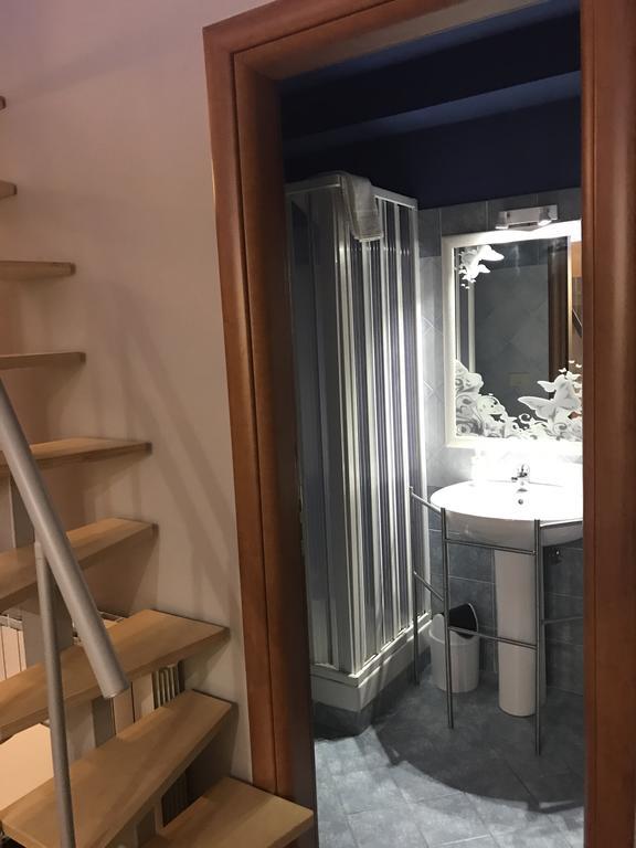 Locami Holiday&Rooms Jolanda Suite 卡塔尼亚 外观 照片
